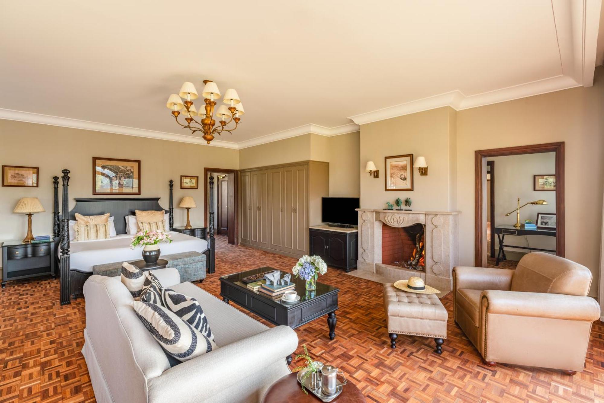 Fairmont Mount Kenya Safari Club Hotel Nanyuki Exterior photo